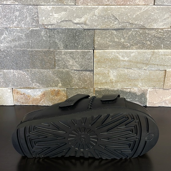 UGG Women's Goldenstar Hi Slide - Picture 11 of 11